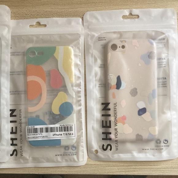 Four NWT Shein Iphone 7/8/SE2 Case - Picture 4 of 8